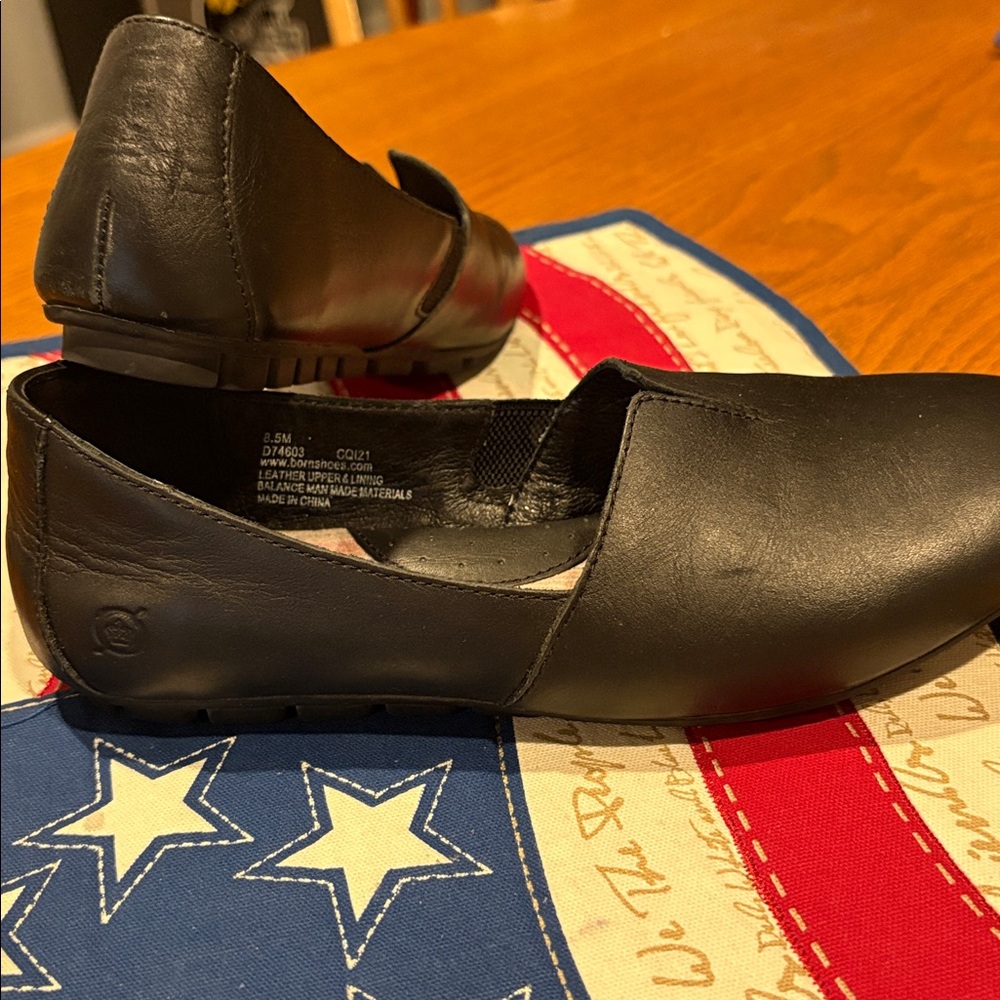 Born Elegant Black Women's Loafers, Excellent Condition, Leather Uppers, 8.5M - Picture 4 of 9